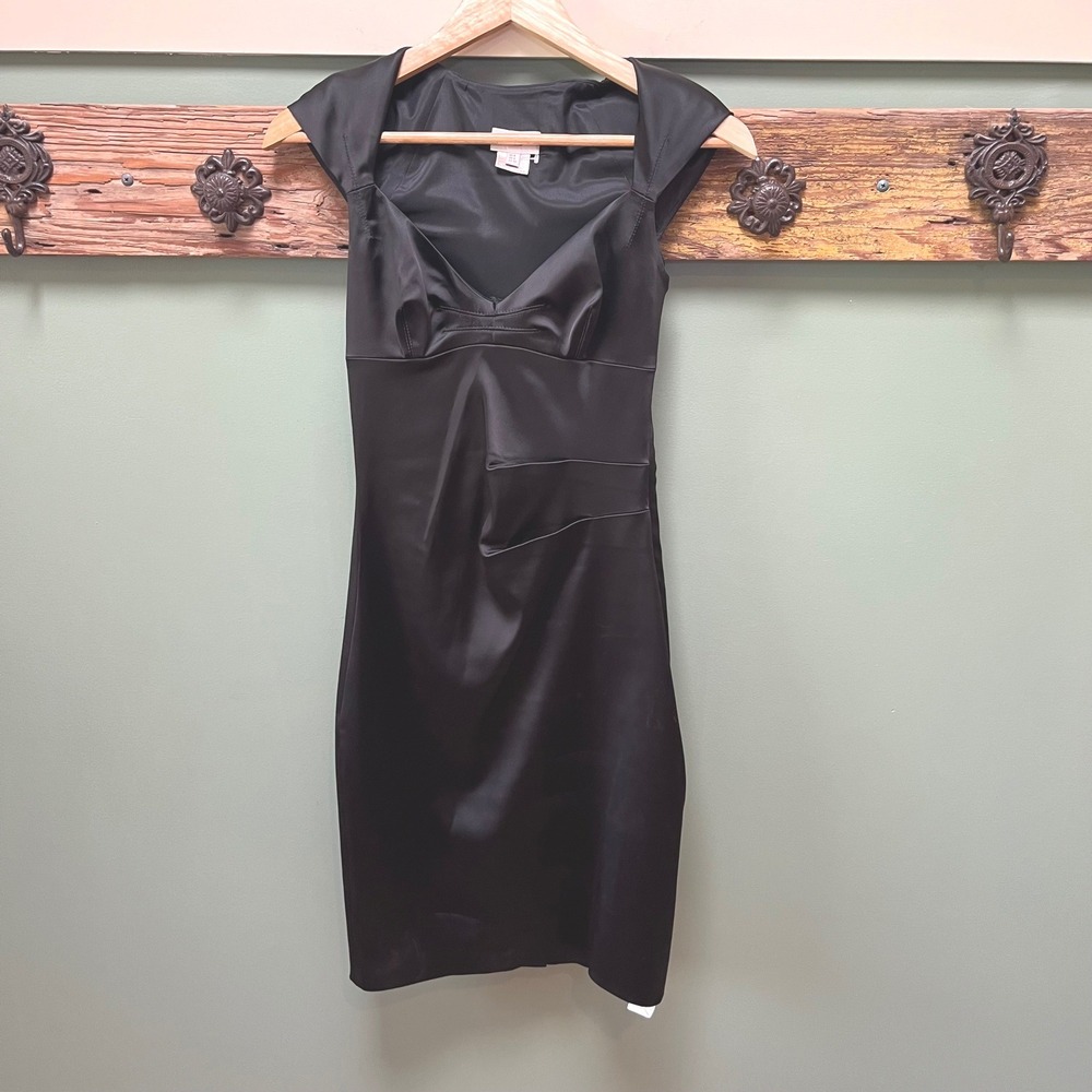 Karen Millen Black Satin Cap Sleeve Sheath Cocktail Dress Size US 4 UK 8 EU 36